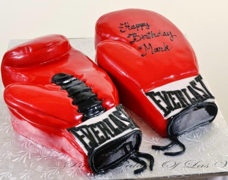 1073-Everlast Boxing Gloves
