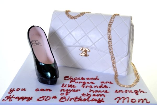 1302 - Louis Vuitton Handbag - Wedding Cakes