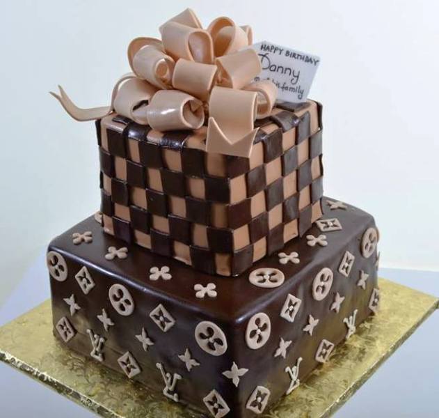 Louis Vuitton Case Cake 