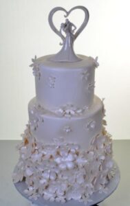 1945 – Wedding Drama in White