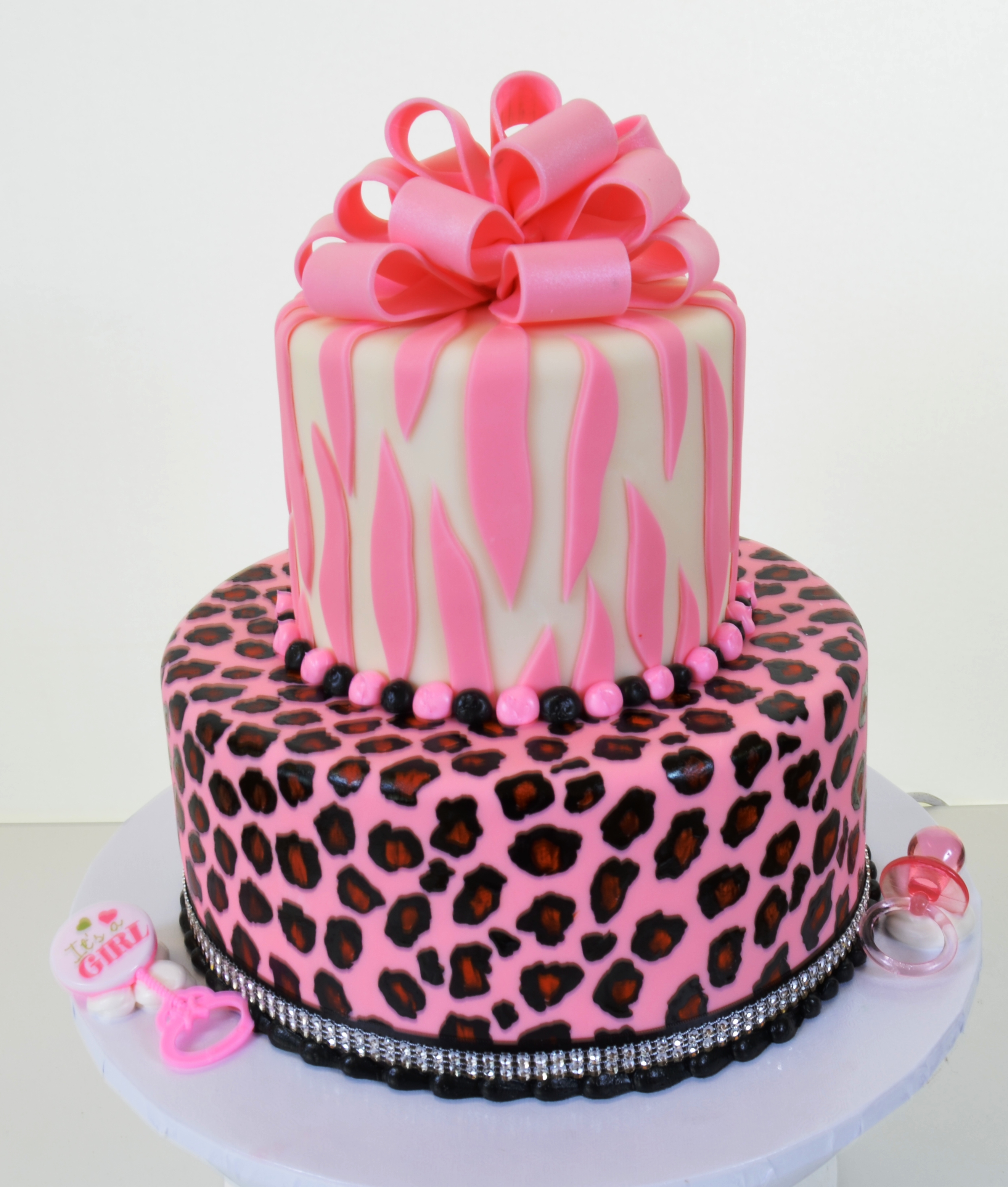1679 - Pink Panther Print - Wedding Cakes | Fresh Bakery ...