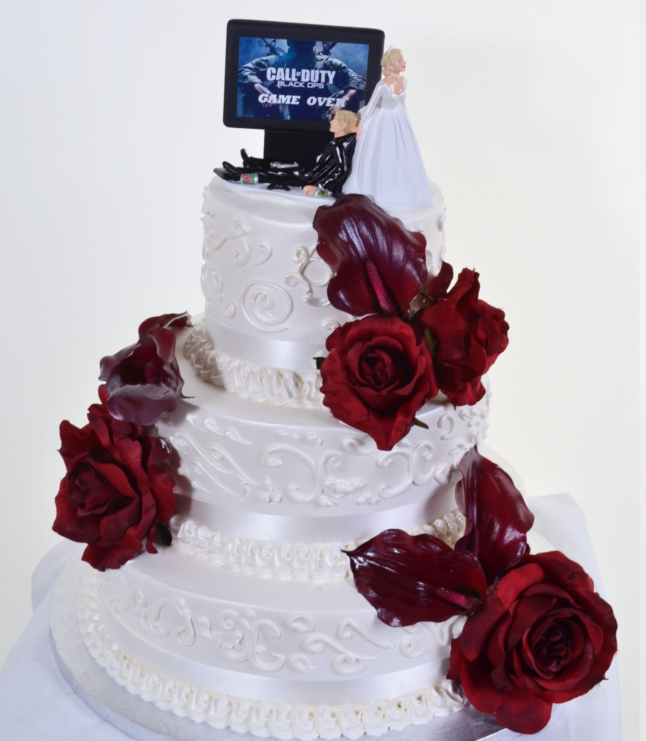 W595 Game Over Wedding Cakes Fresh Bakery Pastry Palace Las Vegas 