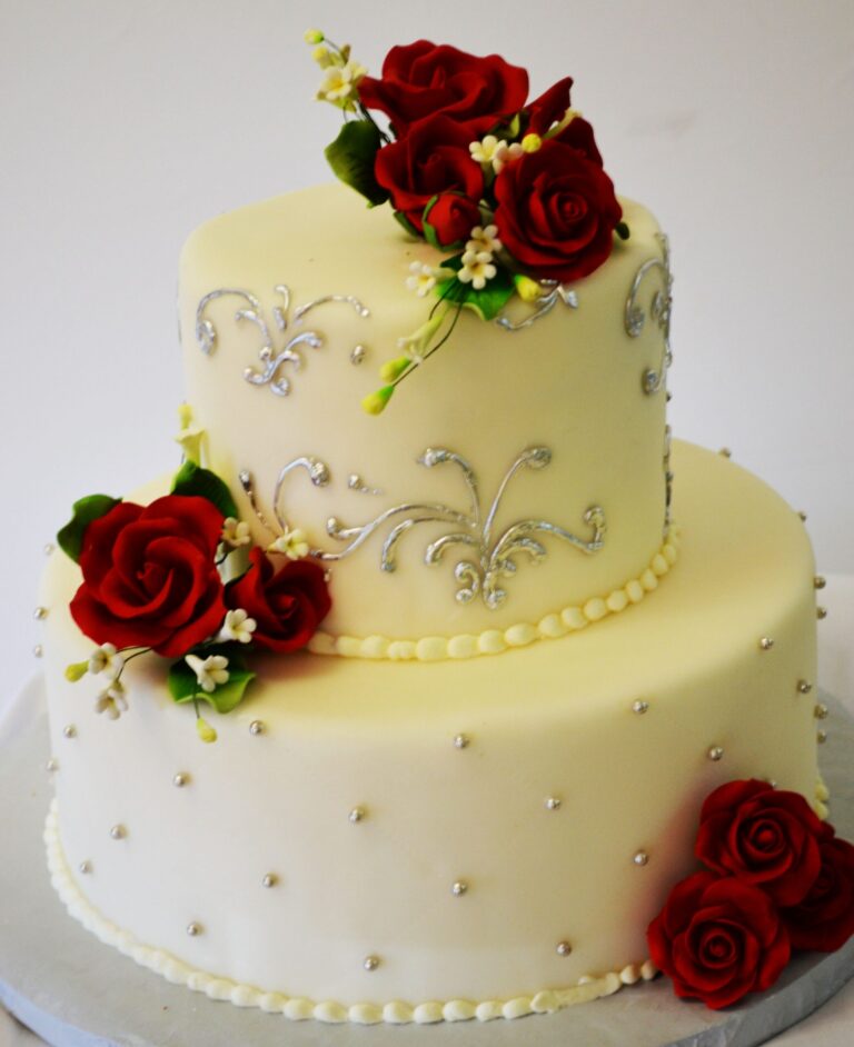 W903 – Beads & Roses