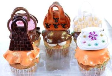 Luis Vuitton Cupcakes  Cupcake cakes, Creative cakes, Cake desserts